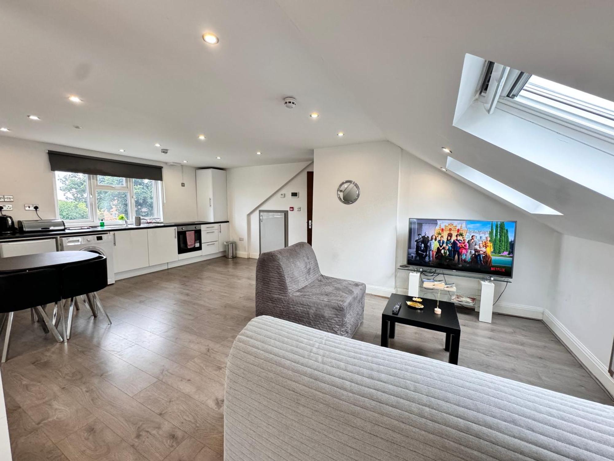 Hatton Apartments Heathrow Airport- Free Parking-Free Underground To And From Heathrow Airport Hatton Cross See Picture-See London Fast Hatton Cross To Central London 30Min Eksteriør billede
