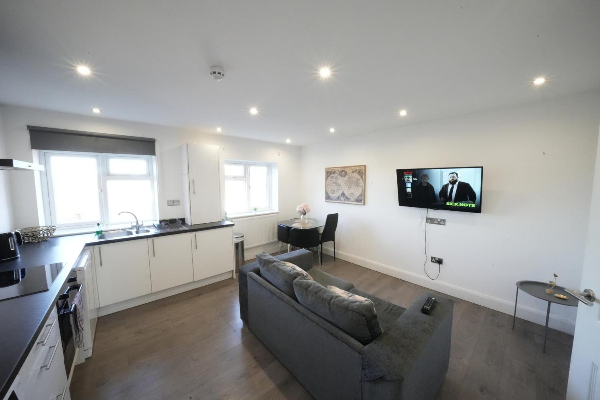 Hatton Apartments Heathrow Airport- Free Parking-Free Underground To And From Heathrow Airport Hatton Cross See Picture-See London Fast Hatton Cross To Central London 30Min Eksteriør billede